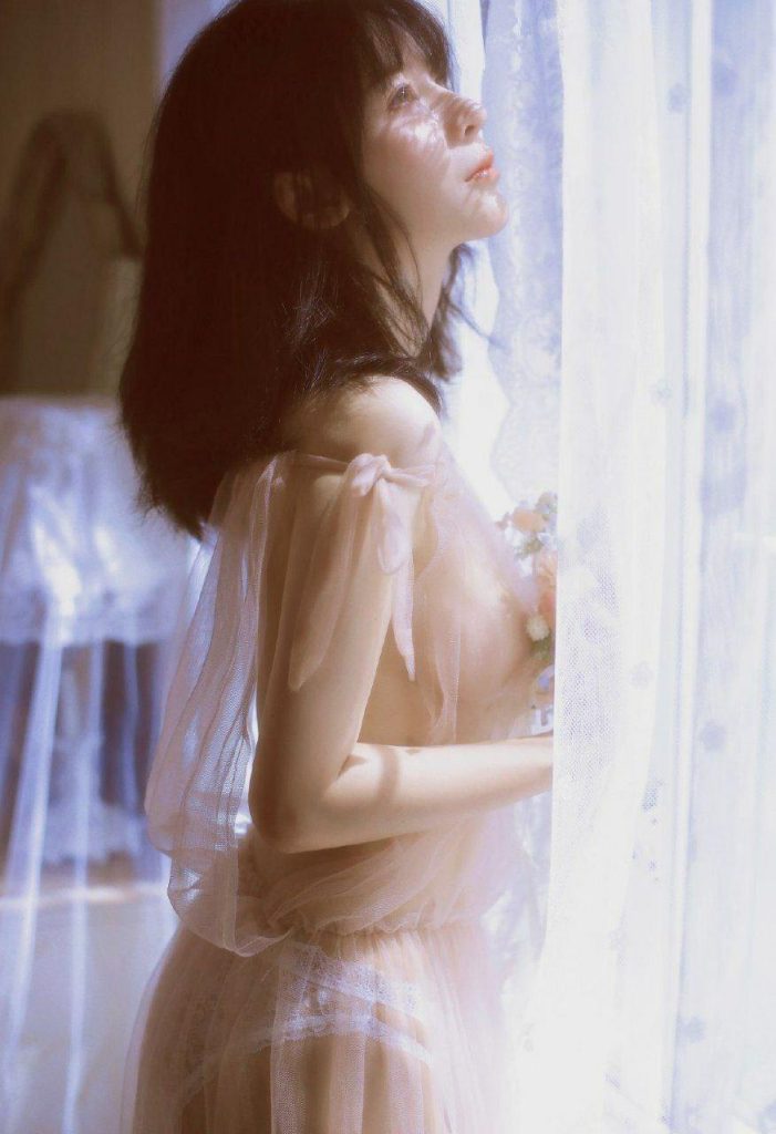 Artistic capture of natural Asian beauty