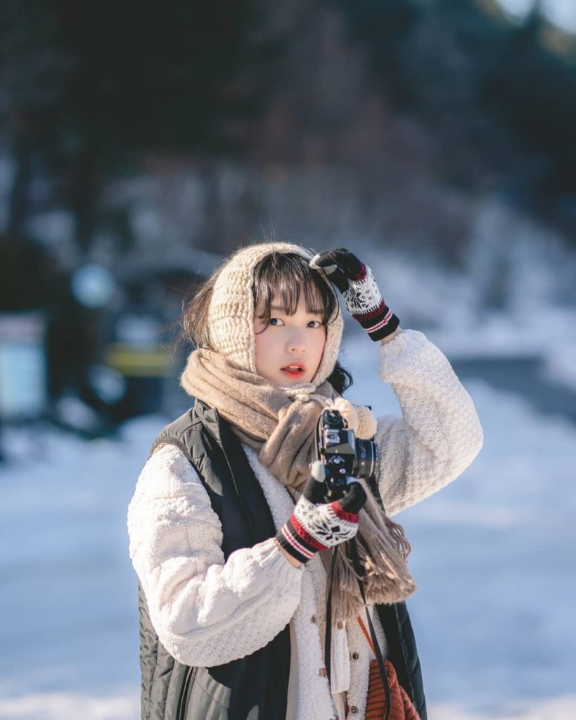 Artistic depiction of an Asian lady’s charm