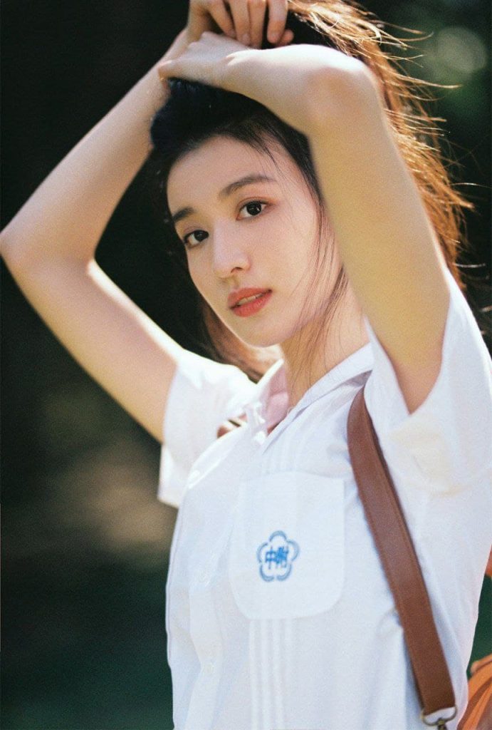 Artistic depiction of an elegant Asian woman