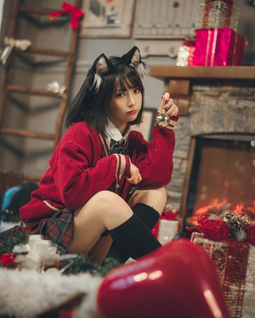 Artistic depiction of an enchanting Asian beauty