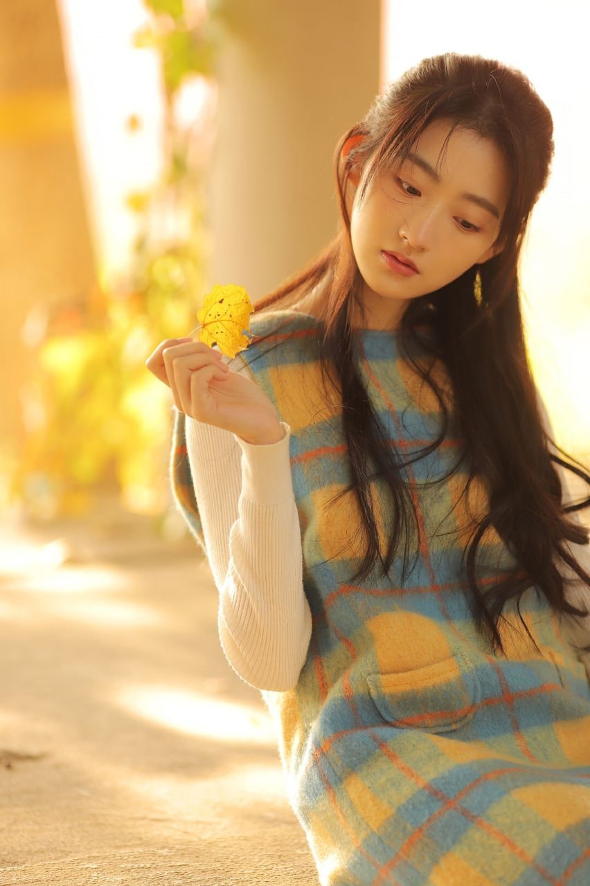 Artistic depiction of vibrant Asian beauty