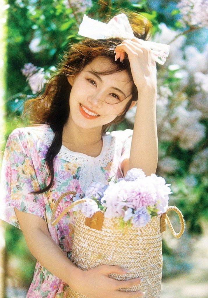 Beautiful Asian lady in traditional clothing