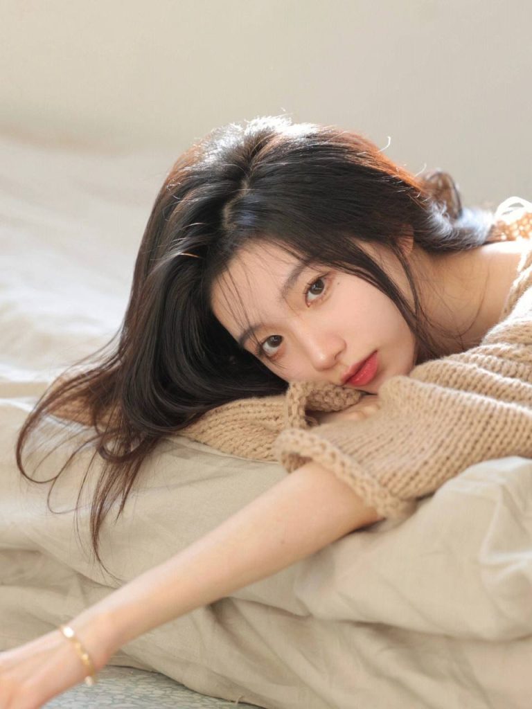 Graceful and serene image of a stunning lady