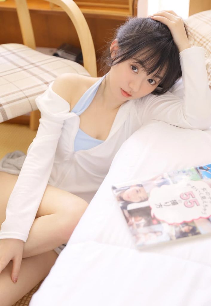 Radiant portrait of an elegant Asian woman