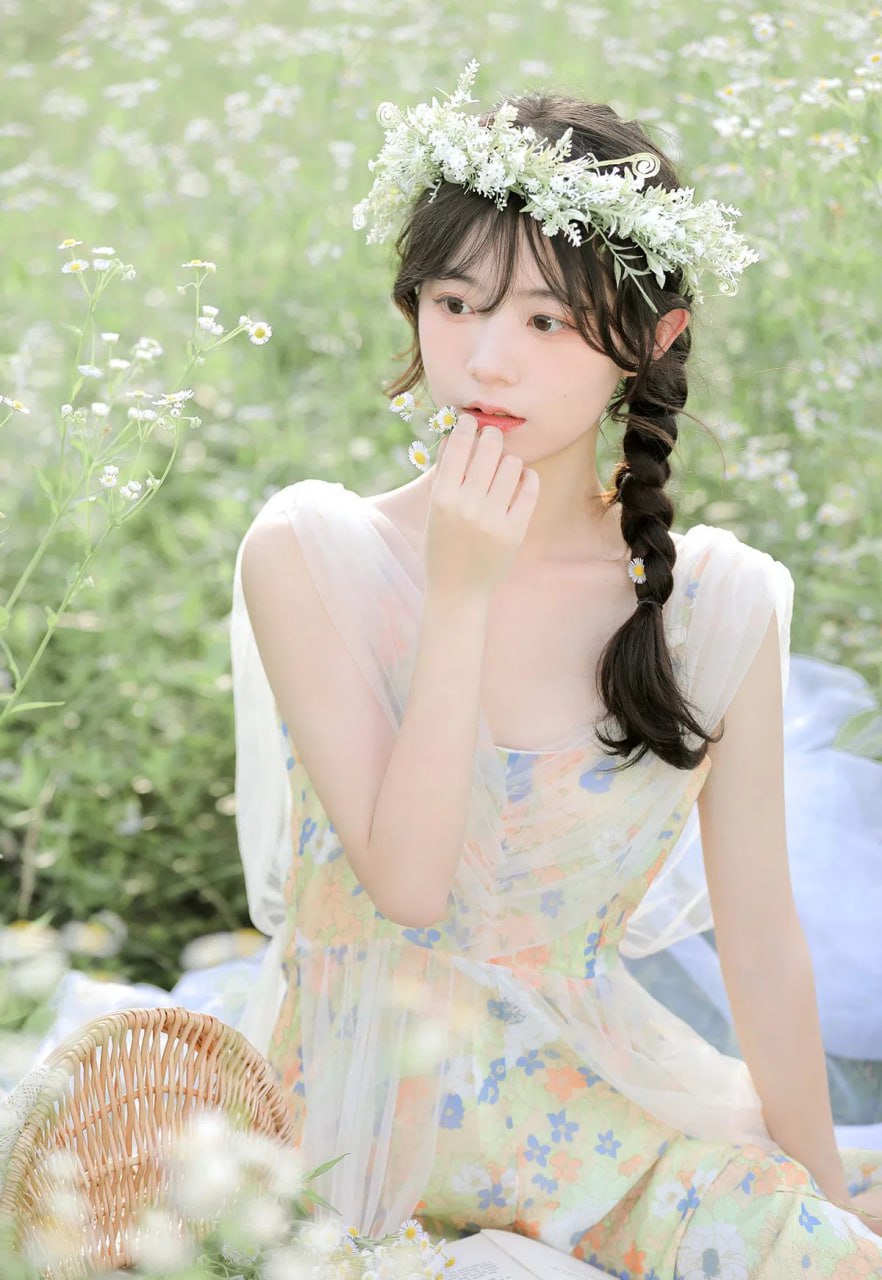 Stunning close-up of an Asian girl’s face