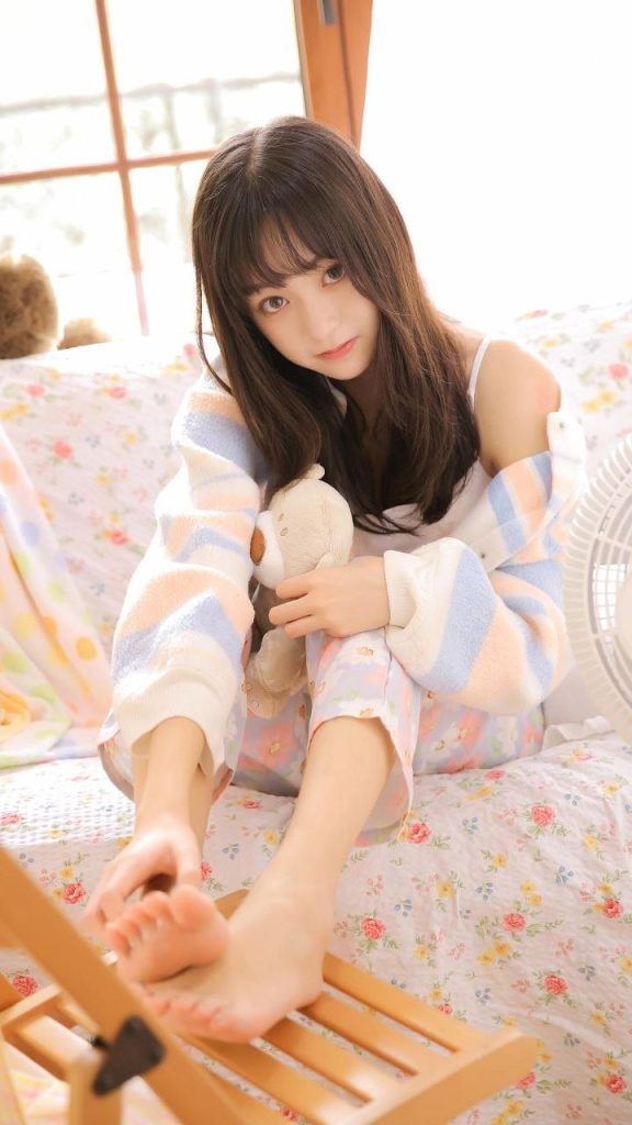 Stunning image of a young Asian girl