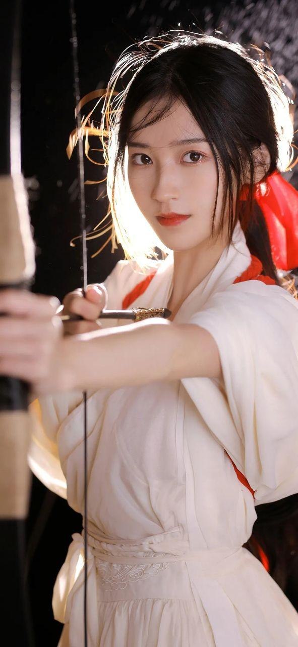 Stylish portrait of a stunning young girl