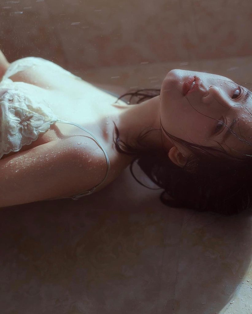 Vibrant and radiant photo of an Asian girl