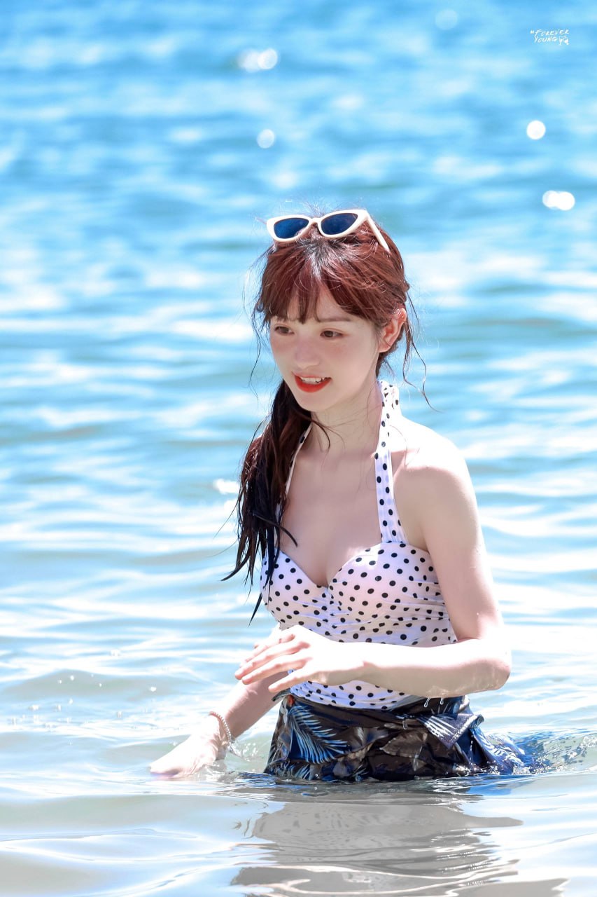 Vibrant depiction of a beautiful Asian woman