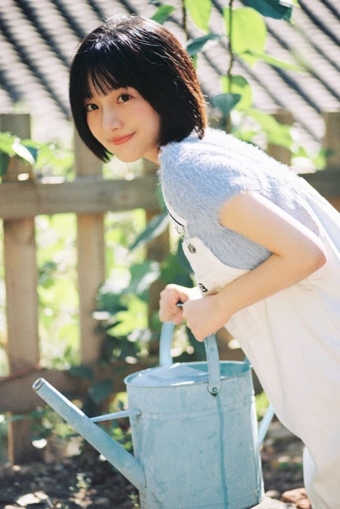 Vibrant photo capturing natural Asian beauty