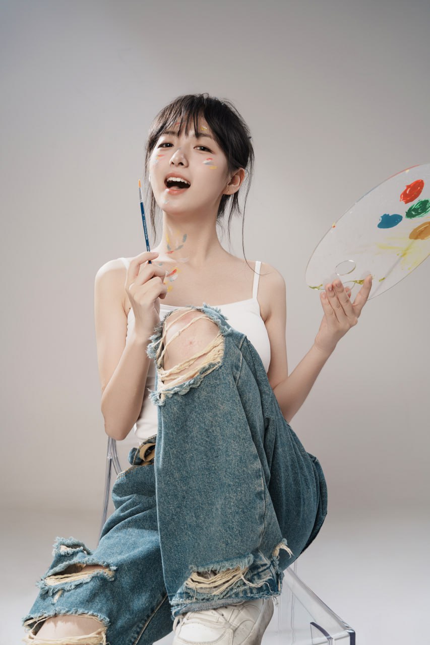 Stunning close-up of a graceful Asian lady