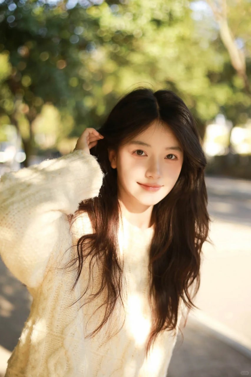 Artistic depiction of an enchanting Asian beauty