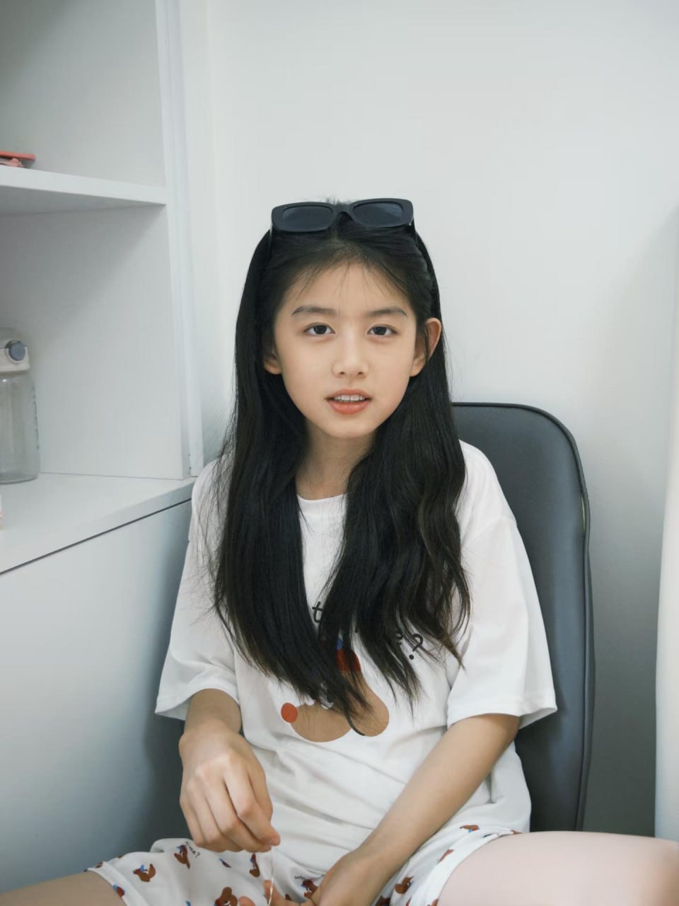 Vibrant and radiant photo of an Asian girl