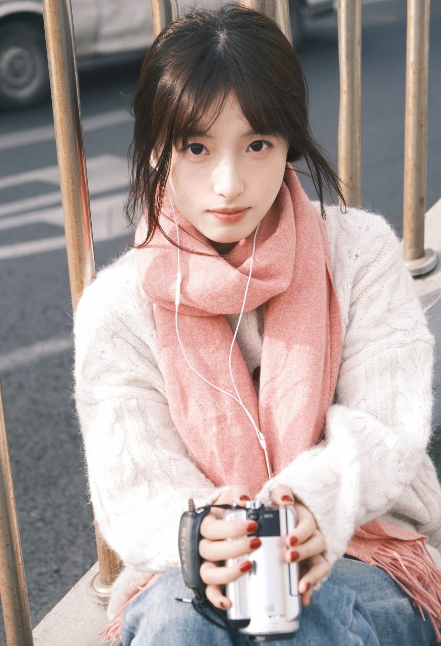 Vibrant depiction of a radiant Asian woman