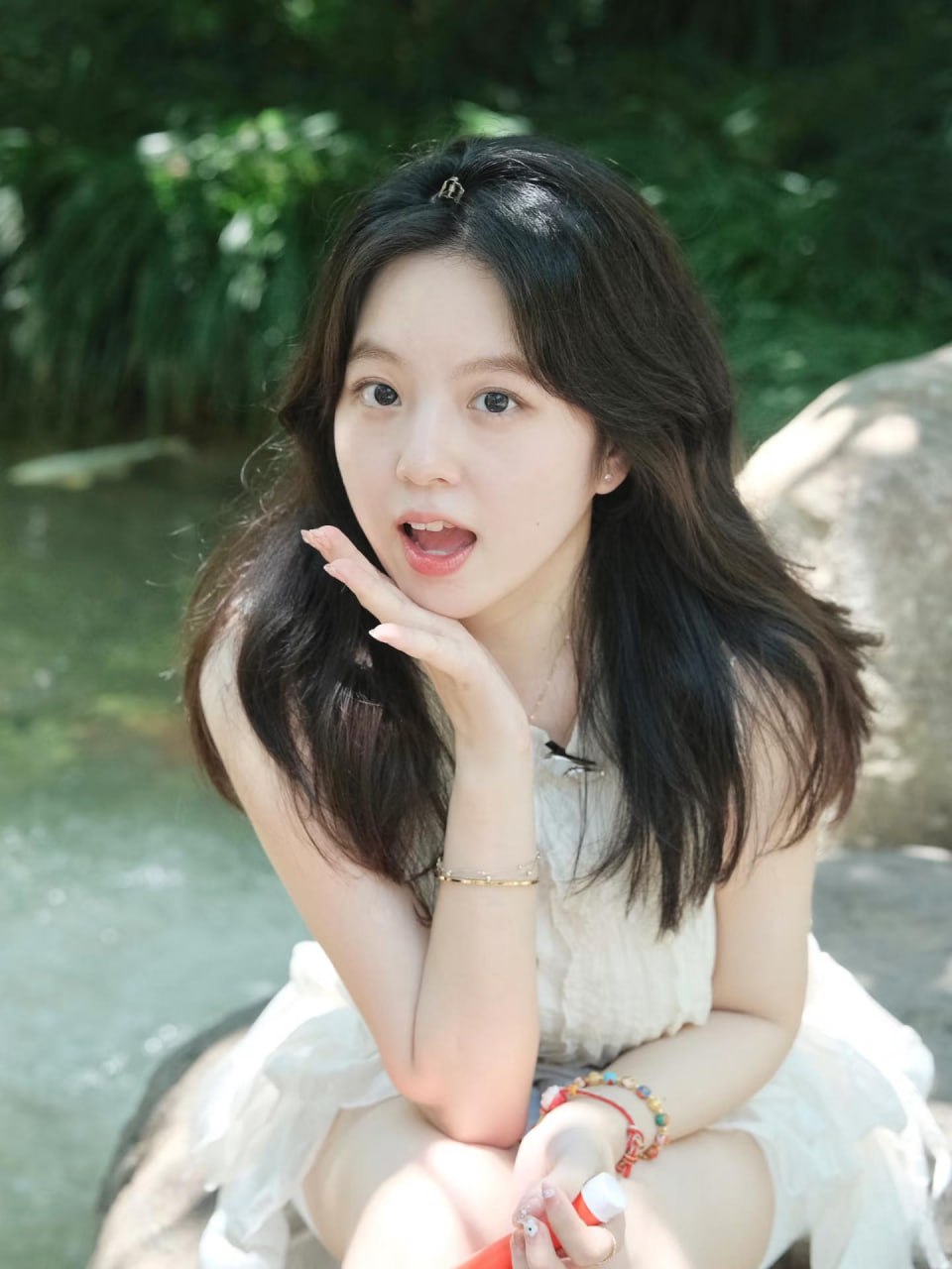 Stunning depiction of an Asian woman in nature