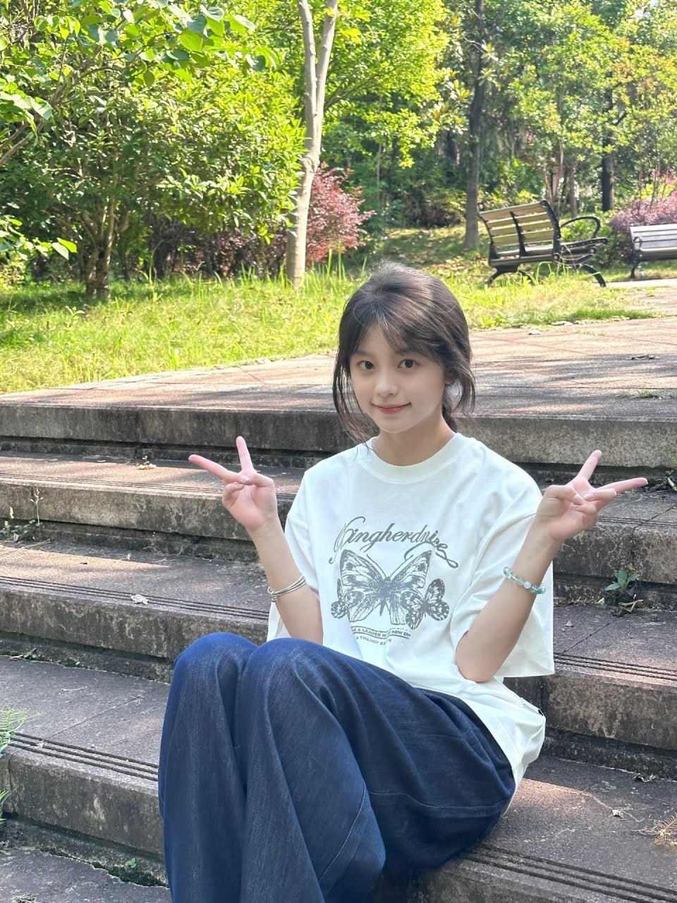 Vibrant and radiant photo of an Asian girl