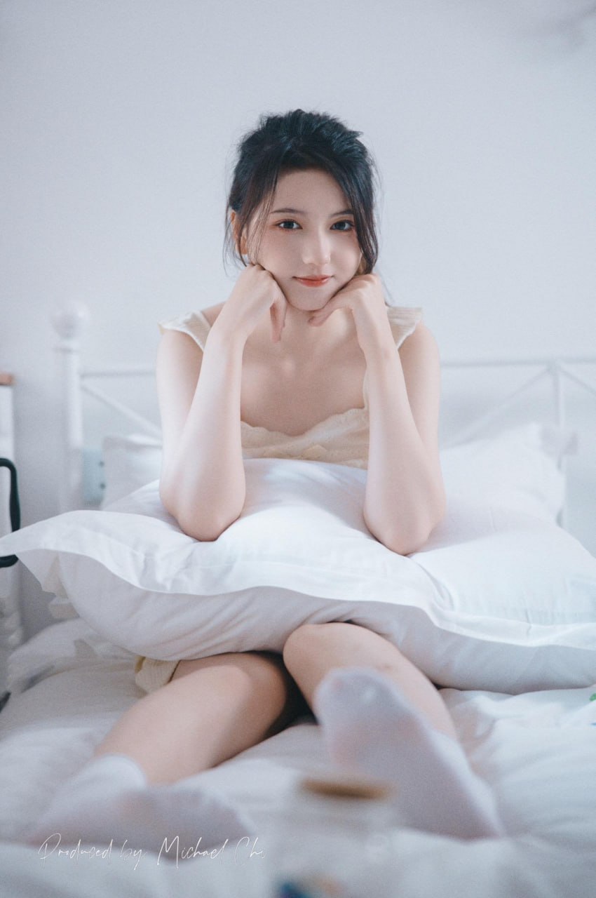 Artistic depiction of vibrant Asian beauty